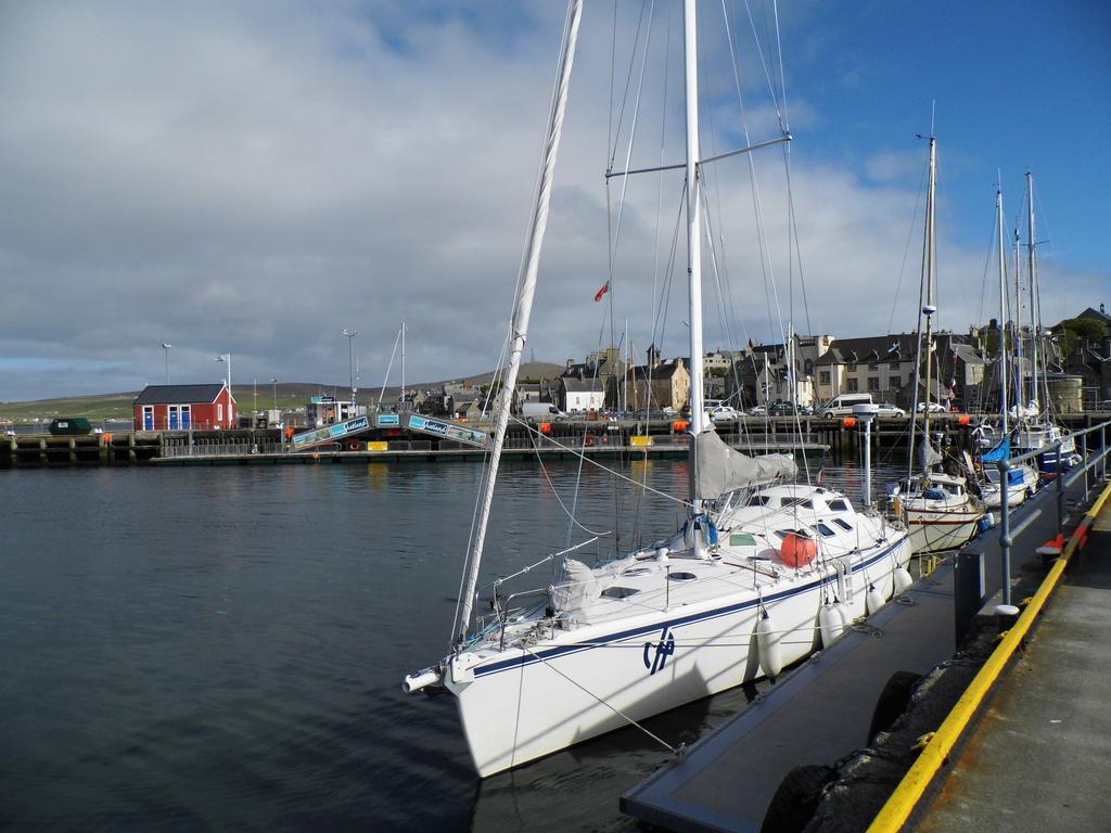 Eddlewood Guest House Lerwick Exteriör bild